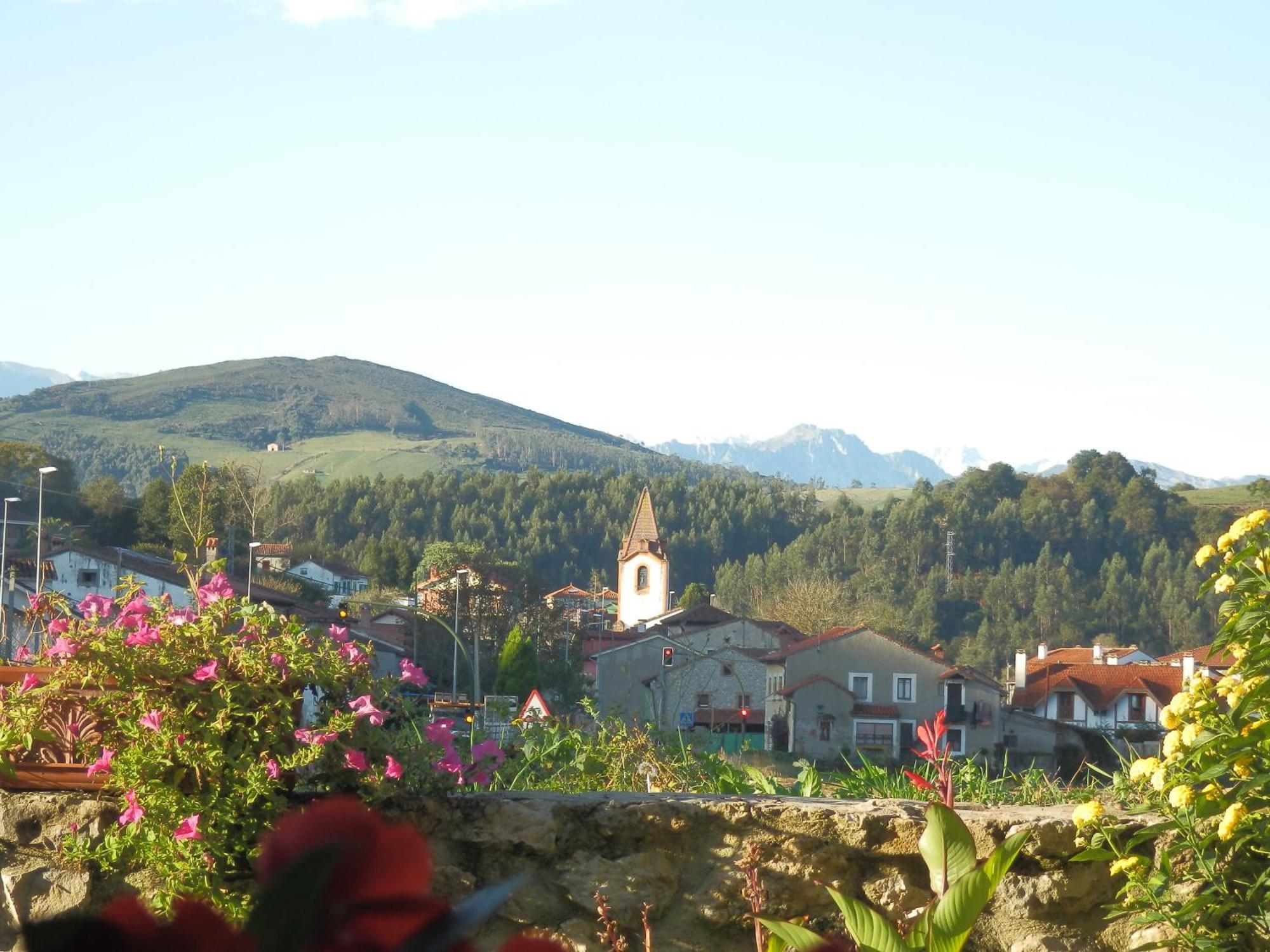 Posada El Salin Hotel Muñorrodero Kültér fotó